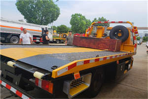 虹桥镇附近拖车电话号码服务